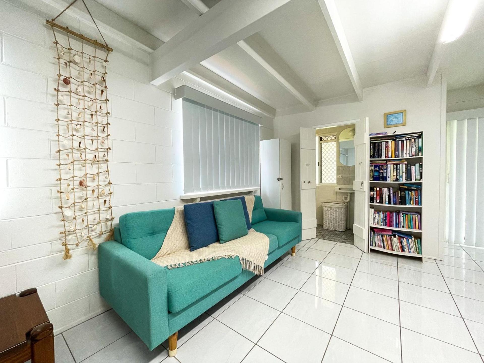 Beach House On Burrum- Close To Beach- 3Br- Wifi-Foxtel Woodgate Exteriör bild