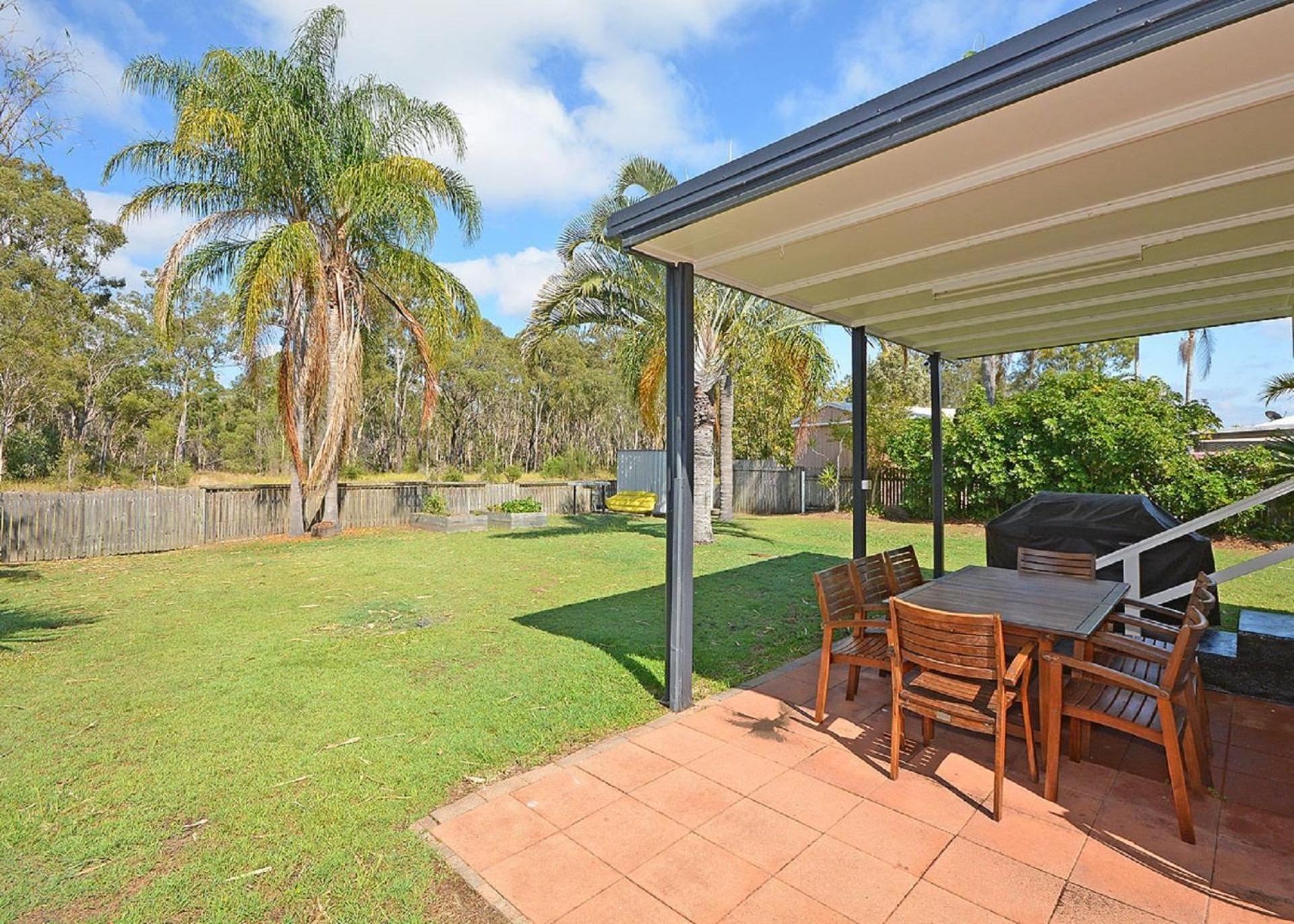 Beach House On Burrum- Close To Beach- 3Br- Wifi-Foxtel Woodgate Exteriör bild